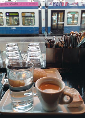 bildreich karten PK 1107: kleines frühstück unterwegs.